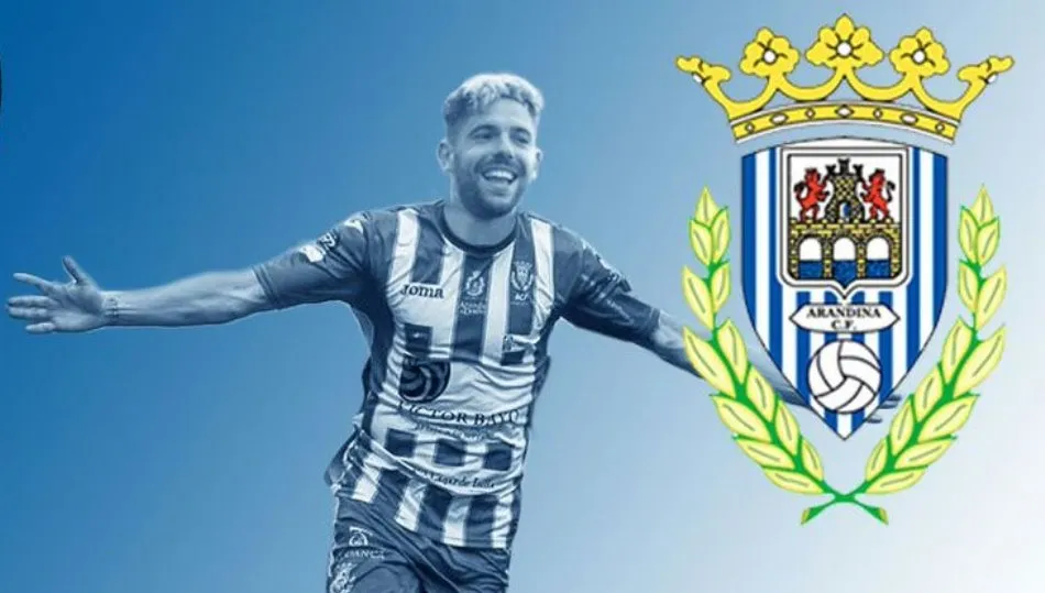 Diego Abad con la camiseta de la Arandina, su nuevo club