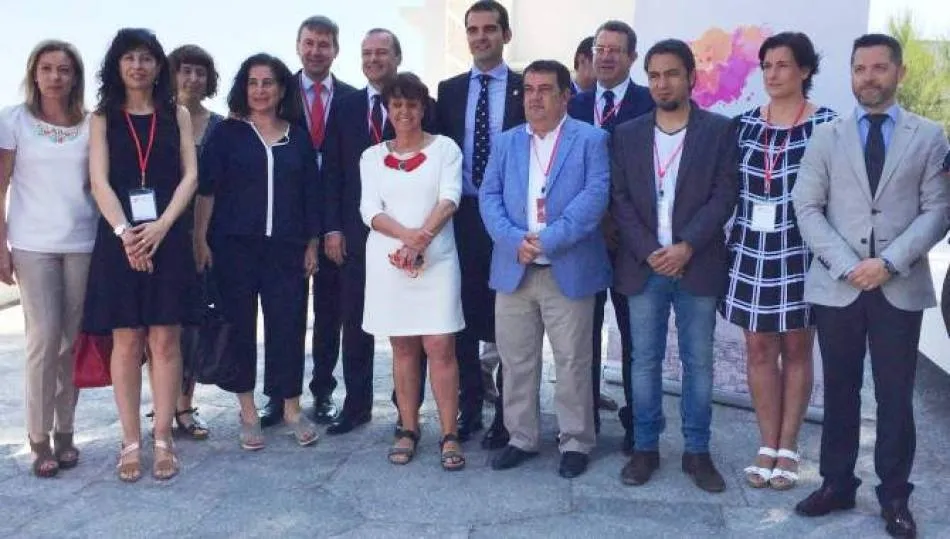 Julio López, concejal de Turismo, a la derecha, en una Asamblea Anual del Spain Convention Bureau anterior