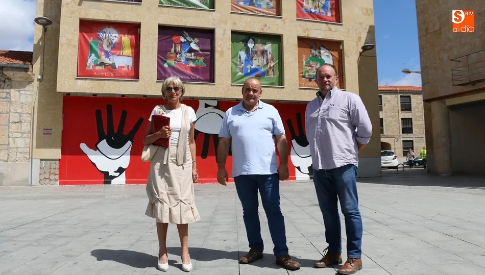 María Cuesta, Manuel Gago y José Martín durante la presentación del programa Noches de Verano / CORRAL