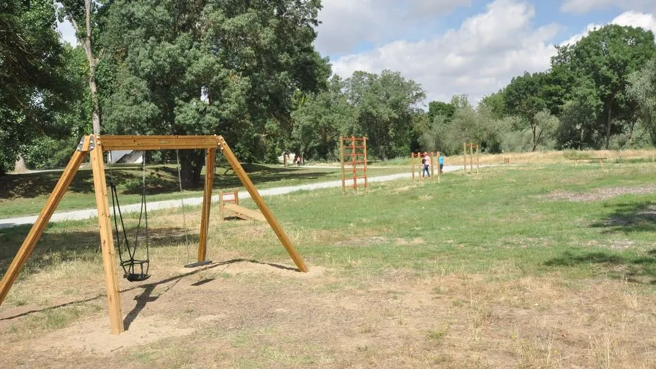 Nueva zona de parque de la isla del Soto.