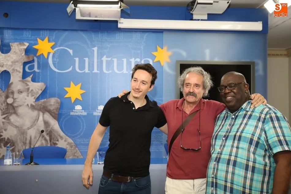 Jesse David y Fred Nardin acompañados de Fernando Viñals, coordinador del Festival. Fotos: Alberto Martín