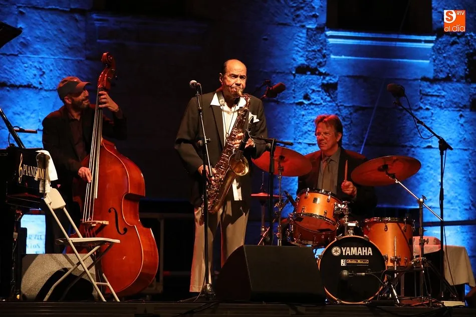 Nueva cita con el jazz en el Patio de Escuelas Mayores, en esta ocasión con Benny Golson al saxofón