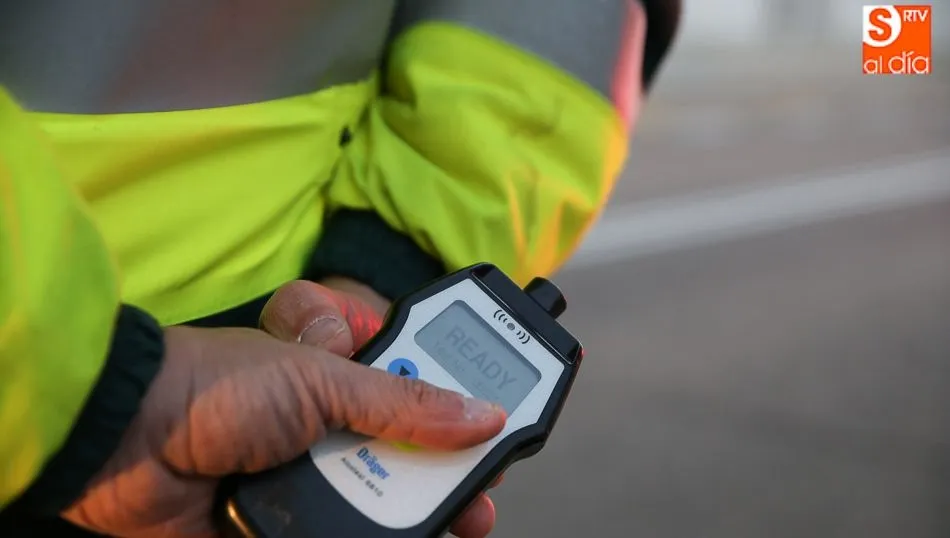 El conductor del tractor, que no era el dueño, dio positivo en la prueba de alcoholemia