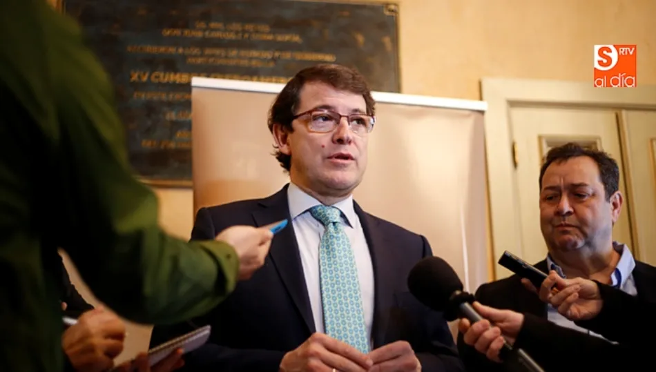 El Ayuntamiento negociará descuentos en los aparcamientos del centro para impulsar el comercio