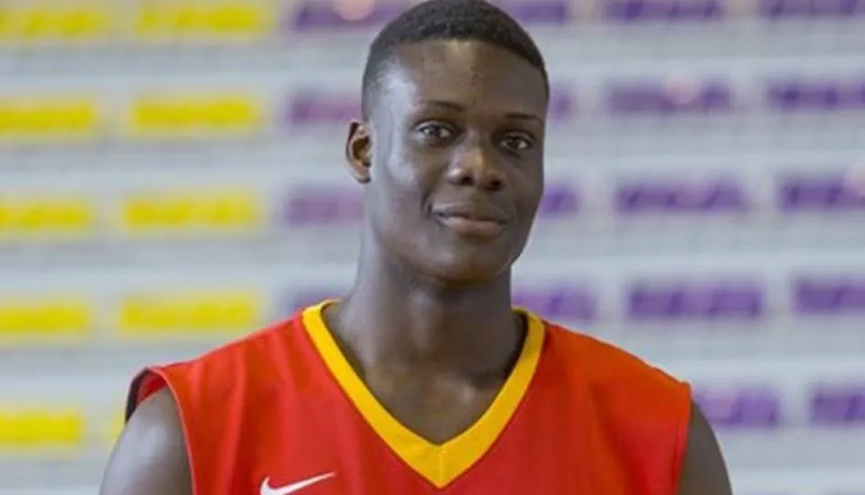 Osas Ehigitor, nuevo jugador de La Antigua CB Tormes