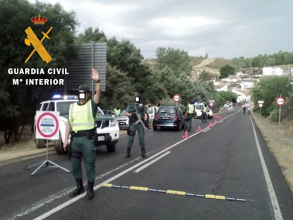 El festival jipi concluye con 150 denuncias por posesión de drogas y tres detenidos