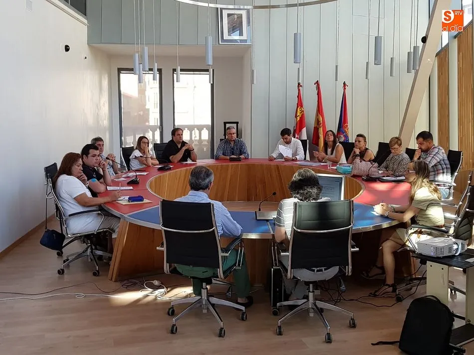 El Ayuntamiento ha logrado reducir su deuda a la mitad en lo que va de legislatura