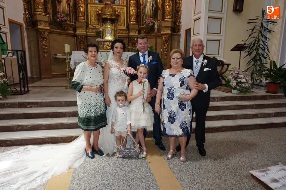 Miguel Martín y Manuela Ciobanu se casan en la villa