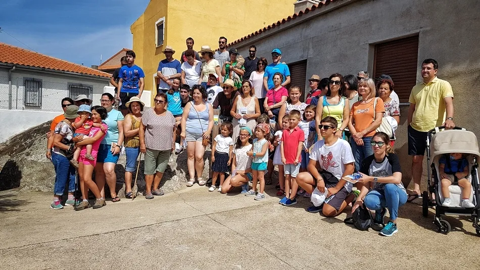 Vecinos y amigos de Juzbado inauguraron la nueva ruta geológica