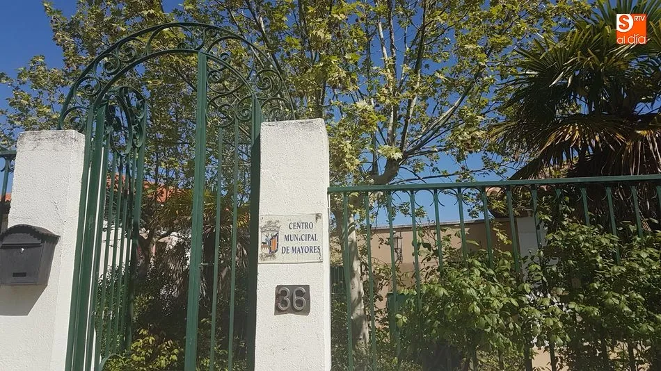 Edificio del Centro de Mayores de Tejares