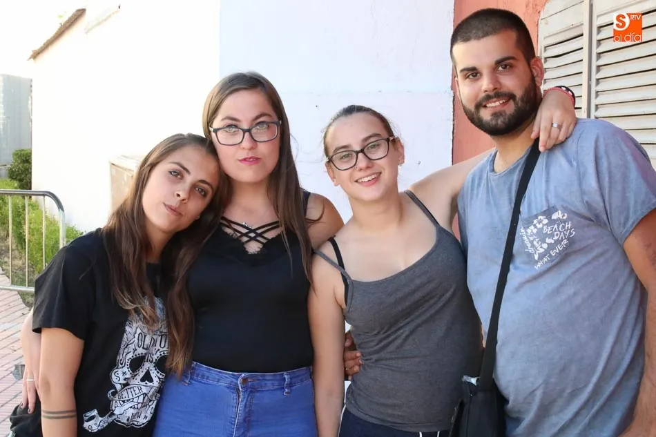 Santa Marta de Tormes baila al ritmo de Carlos Jean