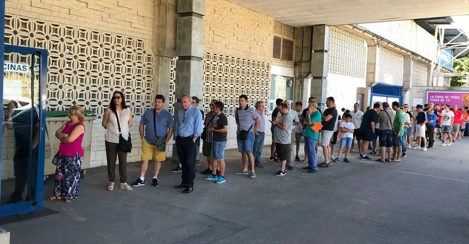 Comienza la venta de los abonos del CF Salamanca UDS bajo una gran expectación  