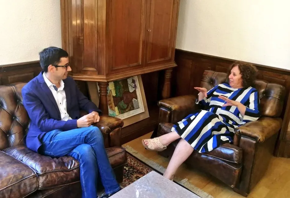 José Luis Mateos, portavoz del PSOE en el Ayuntamiento, y Encarnación Pérez, subdelegada del Gobierno