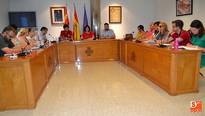 Socialistas y Populares se enzarzaban nuevamente en un tenso debate durante el Pleno celebrado este miércoles