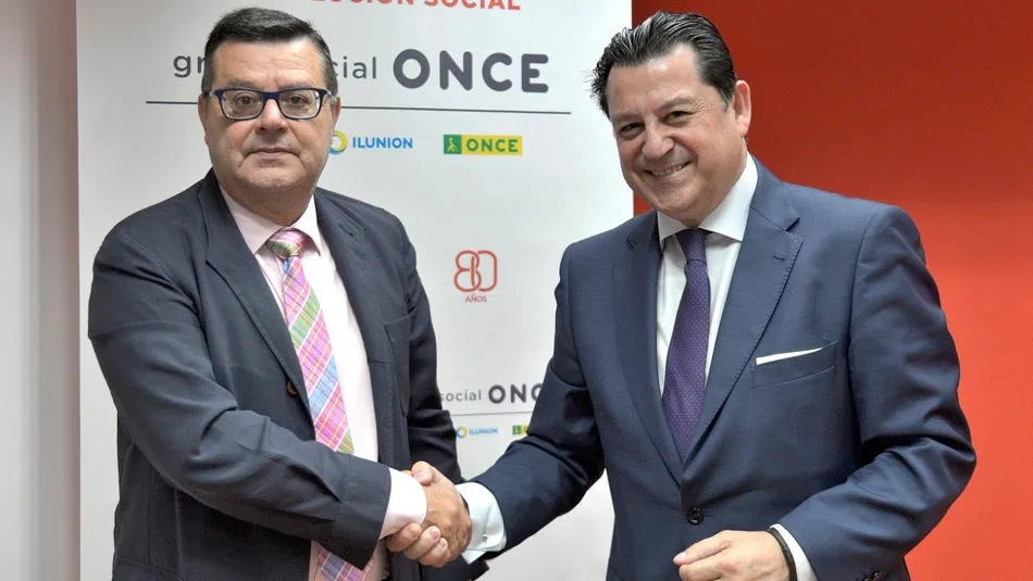 José Luis Martínez Donoso (Director General Fundación ONCE) y Manuel Pinardo Puerta ( Director General de Recursos Humanos El Corte Inglés).