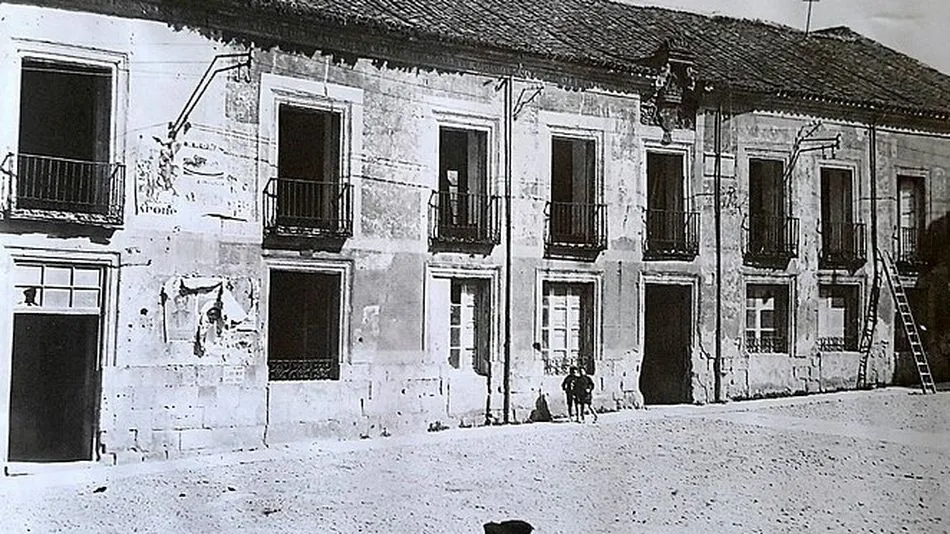 Fachada del antiguo Ayuntamiento. Foto: Colección Enrique de Sena