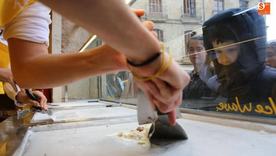 El sector de turismo y restauración se duplicó en volumen de vacantes respecto a julio de 2017