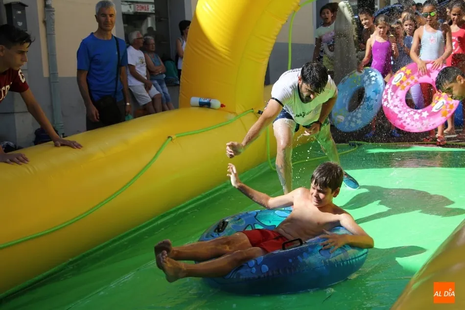 El tobogán acuático causa furor en Vitigudino