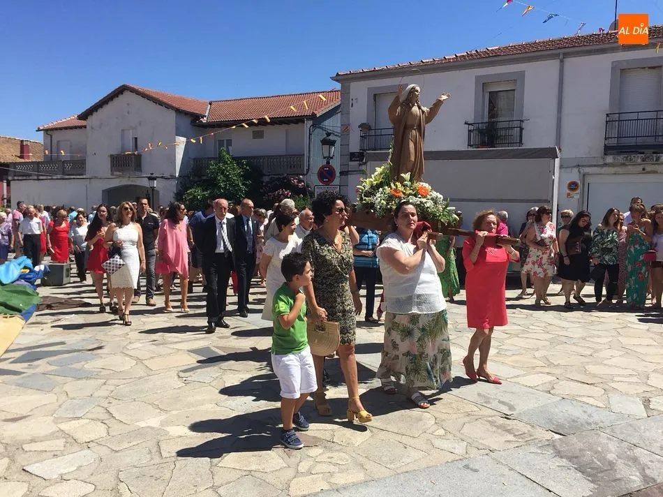 Sentido homenaje a la Virgen de la Asunción