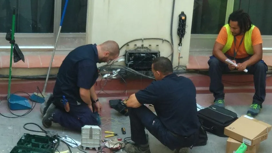 Según asegura Lorenzo Amor, presidente de ATA, “la vida laboral del autónomo es mucho más larga que la de los trabajadores por cuenta ajena. Muchas veces un autónomo continúa en su trabajo más allá de los 65 porque para él su negocio es como un hijo más”