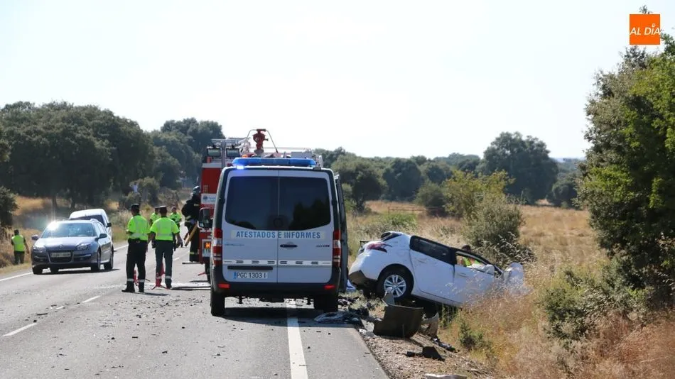 El accidente mortal de Carrascal de Barregas centra las portadas de la prensa