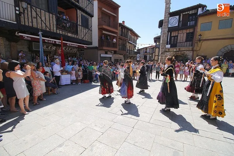 Los jóvenes volverán a rendir homenaje a San Ramón con sus bailes tradicionales en la Plaza Mayor