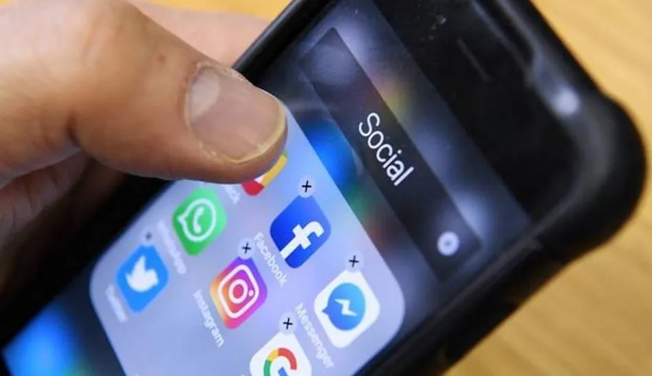 Las redes sociales cobran cada vez más importancia a la hora de encontrar trabajo / EL NORTE