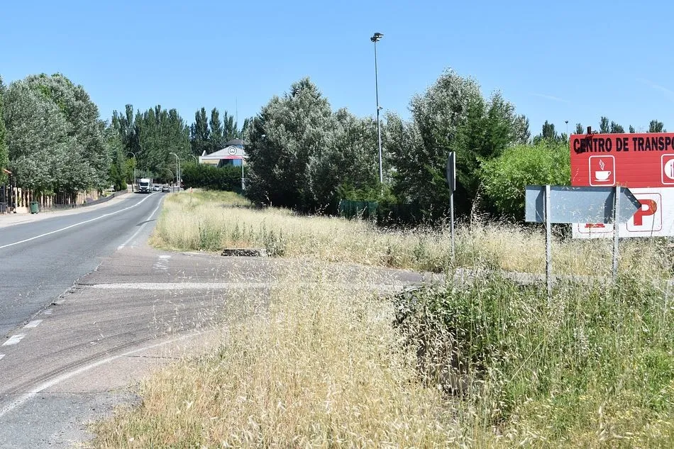 La nueva acción de empleo mejorará el acceso sur de la villa