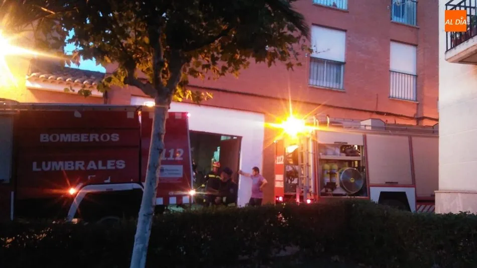 Bomberos de Lumbrales y Vitigudino participan en la extinción