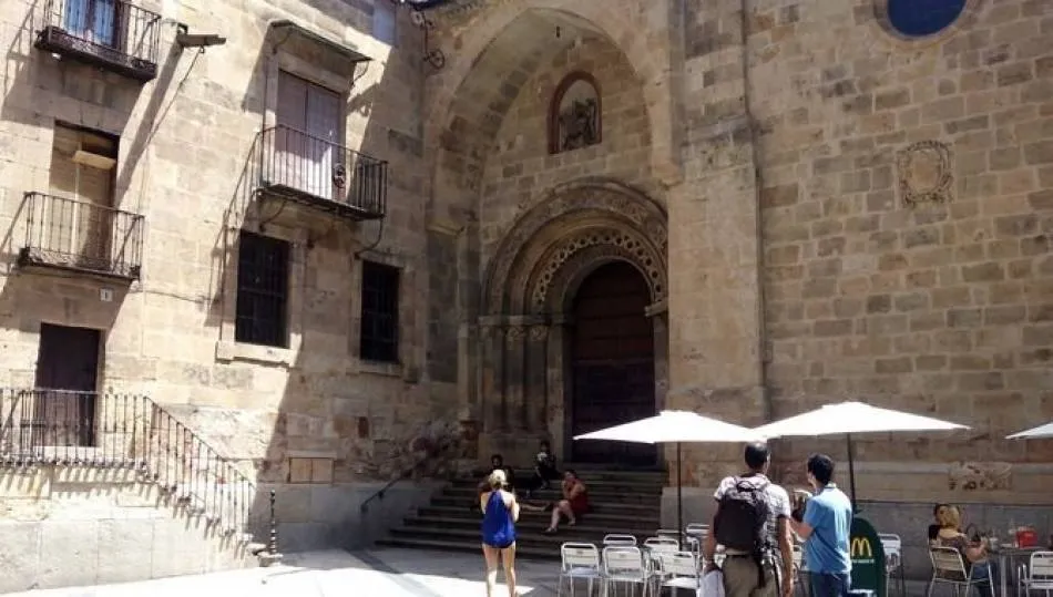 Iglesia de San Martín en la plaza del Corrillo