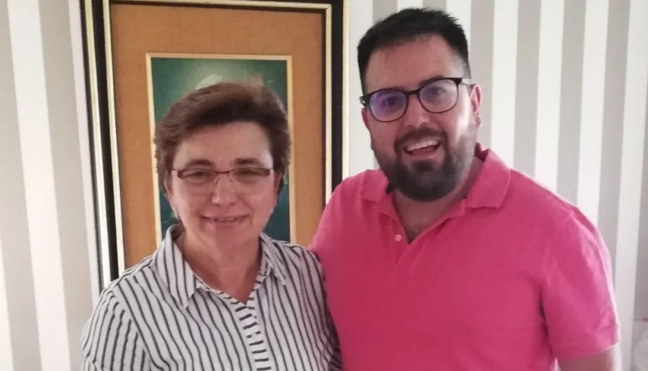 Rosario Álvarez, directora del Centro Ave María, junto a Álvaro Gómez, hermano mayor de Jesús Despojado