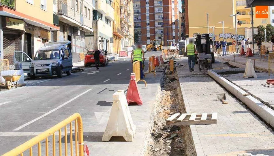 Obras en la calle Alfonso de Castro. Foto de Alberto Martín