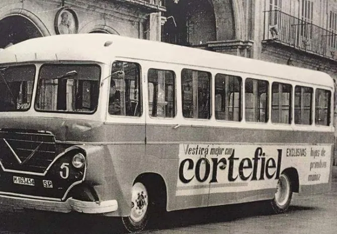 La publicidad en los autobuses a mediados de los 60