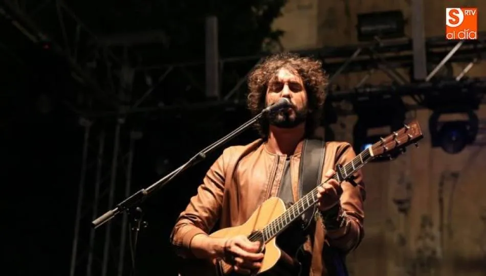 Concierto anterior de Izal, en el Patio Chico de Salamanca