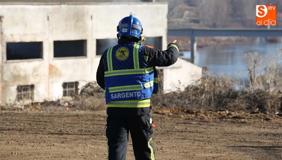 Bombero del Ayuntamiento de Salamanca en una intervención anterior