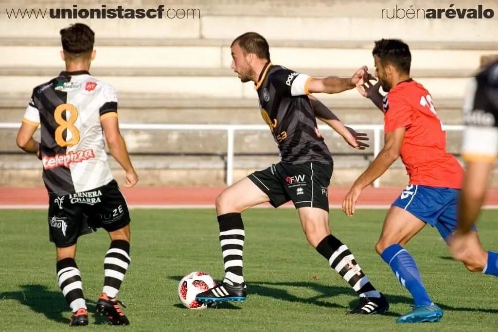 El jugador Adrián Llano. Foto: Unionistas CF