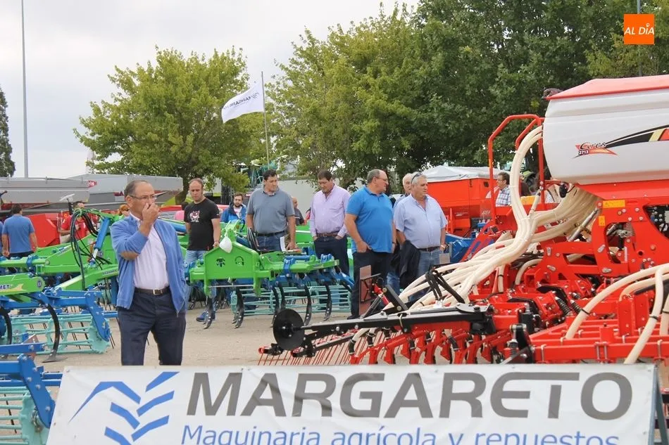 Exposición de maquinaria agrícola de Margareto en Salamaq