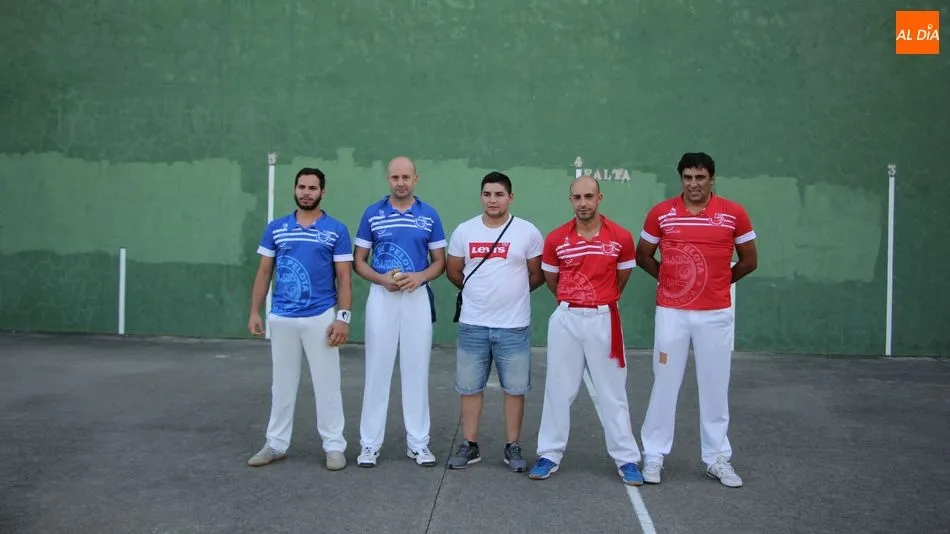 Los aficionados a la pelota tenían una cita este jueves en Barruecopardo / MARIBEL