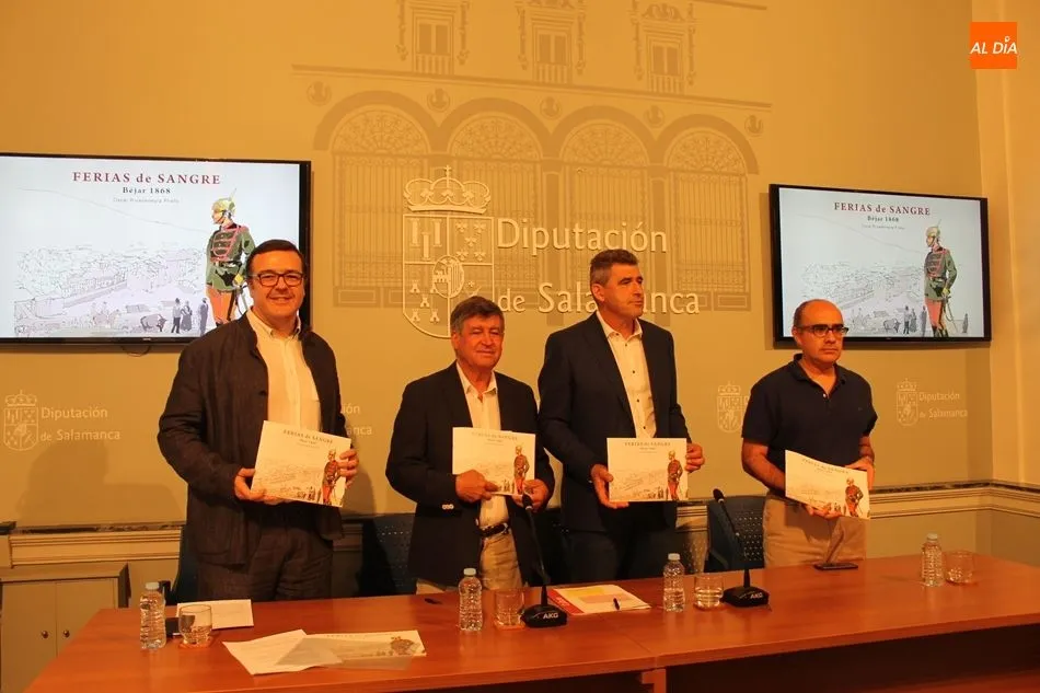 De izq. a dcha., Ignacio Coll, Alejo Riñones, Julián Barrera y Óscar Rivadeneyra, durante la presentación de la novela