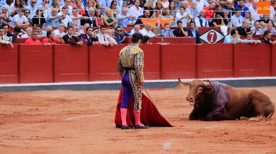 Esto es un atropello, una pantomima, entre la trampa y el adefesio. Foto: Miguel Hernández