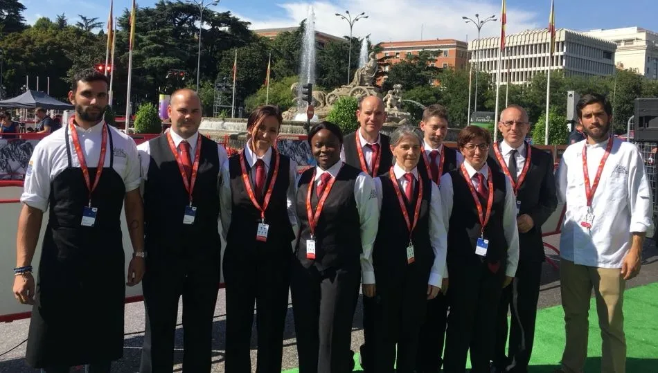 Alumnos y docentes de la Escuela de Hostelería de Santa Marta de Tormes, en Madrid