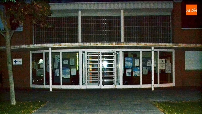 El Centro de Salud de Peñaranda permanece sin servicio especializado de pediatría debido a las vacaciones de su facultativo