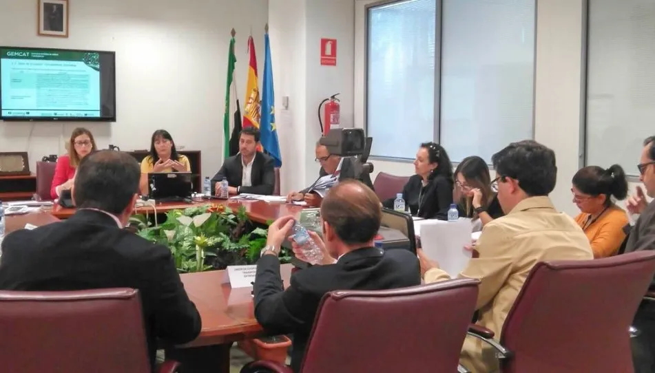 Una de las reuniones del proyecto Generación de Empleo de Calidad Transfronterizo, GEMCAT