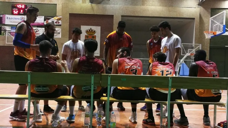 El Aquimisa Carbajosa fue ampliando su ventaja en la segunda mitad