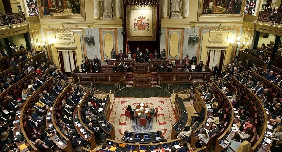 Políticos pobres, políticos ricos