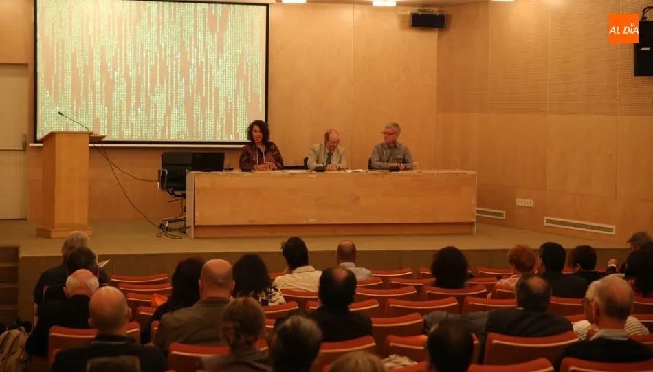 Acto inaugural de esta primera reunión del grupo de Piedra y Patrimonio de la Unión Internacional de Geología. Foto de Alberto Martín