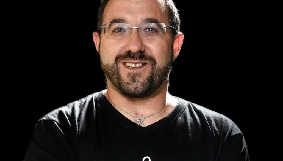 Toño Casado,  sacerdote salmantino, compositor y director artístico con siete discos publicados