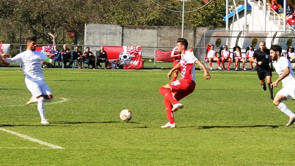 El salmantino Coque, en acción durante el partido.