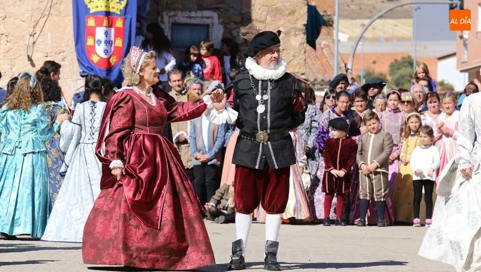 Un momento de la recreación nupcial en Aldeatejada / Foto: Alberto Martín.