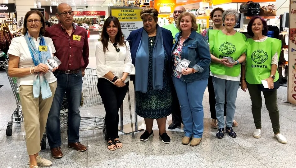 Voluntarios del Comedor de los Pobres en El Corte Inglés